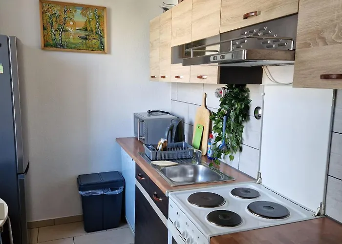 Sofia/ruhig- Scharmant-parkplatz * Offenbach am Main